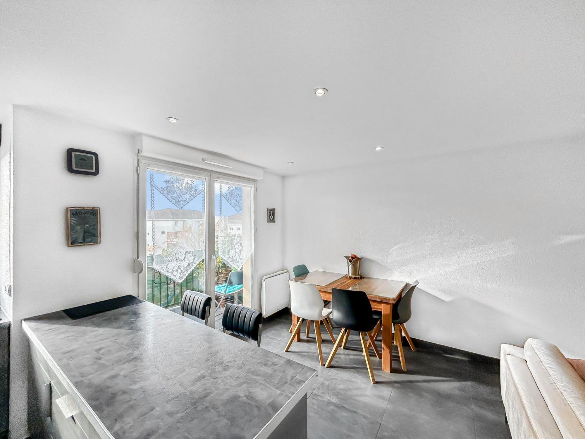 Escale Affaires Dugny-Bourget Apartment Exterior photo